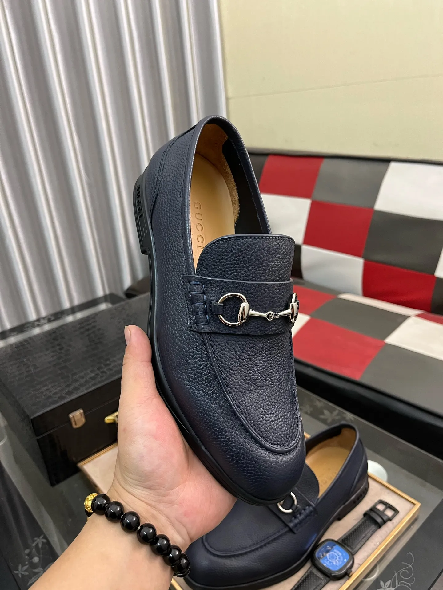 Men's shoes 💰540⌚️⌚️【GUCCi】Original frosted calfskin, water-dyed cowhide lining, original outsole, men's and women's fashion, formal casual leather shoes, slip-on men's and women's shoes series, young fashion, European and American trends, British style, casual matching, comfortable feet, standard code: men's size 38-443️⃣Colors available